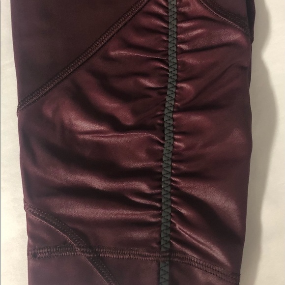 LULULEMON ATHLETIC. Excellent condition Used - Picture 6 of 14